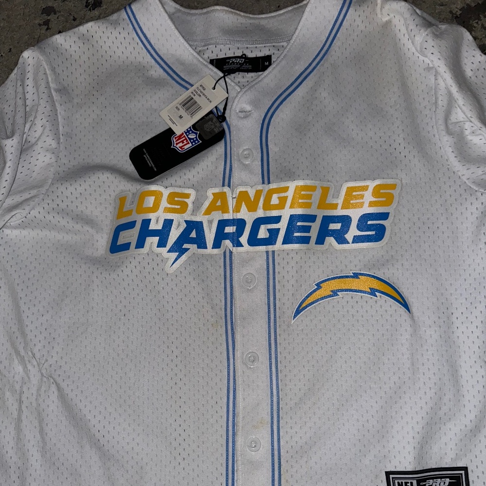 Pro Standard Chargers Baseball Style Jersey Medium